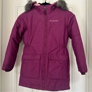 Girls Columbia Parka with detachable fur hood.